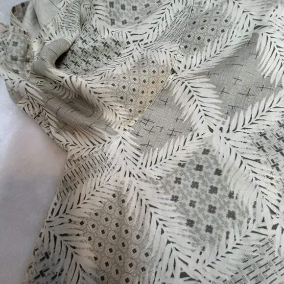 Tommy Bahama Mens Beige Button-Up Shirt 100% Silk Short Sleeve Leaf Print Large - Picture 6 of 11